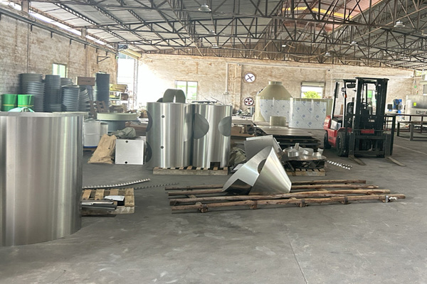 工廠生產(chǎn)車間